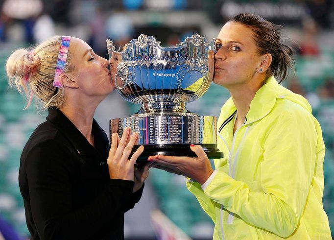 Šafářová a Matteková-Sandsová slaví titul na Australian Open 2015