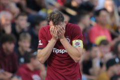 Kolaps hned na startu. Fotbalová Sparta senzačně prohrála doma se Slováckem