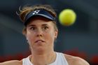 Nosková je poprvé v osmifinále Wimbledonu. Na trávě zkrotila i nebezpečnou Rusku