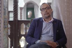 Cenu za arabskou beletrii získal Alžířan Ajsáví s románem o okupaci