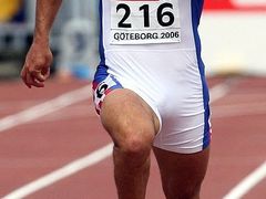 Roman Šebrle při běhu na 100 metrů.