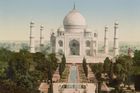 Byla to doba, kdy jste ještě v ulicích indických měst nepotkávali vládní limuzíny, ale honosně vyzdobené vládní slony. Více než 120 let staré unikátní barevné fotografie svědčí o tom, že svět se od té doby opravdu hodně změnil. Některé věci však přesto zůstávají takřka neměnné. Patří k nim třeba krása monumentálního pomníku Tádž Mahal (na snímku). Pojďte se podívat ve fotogalerii.