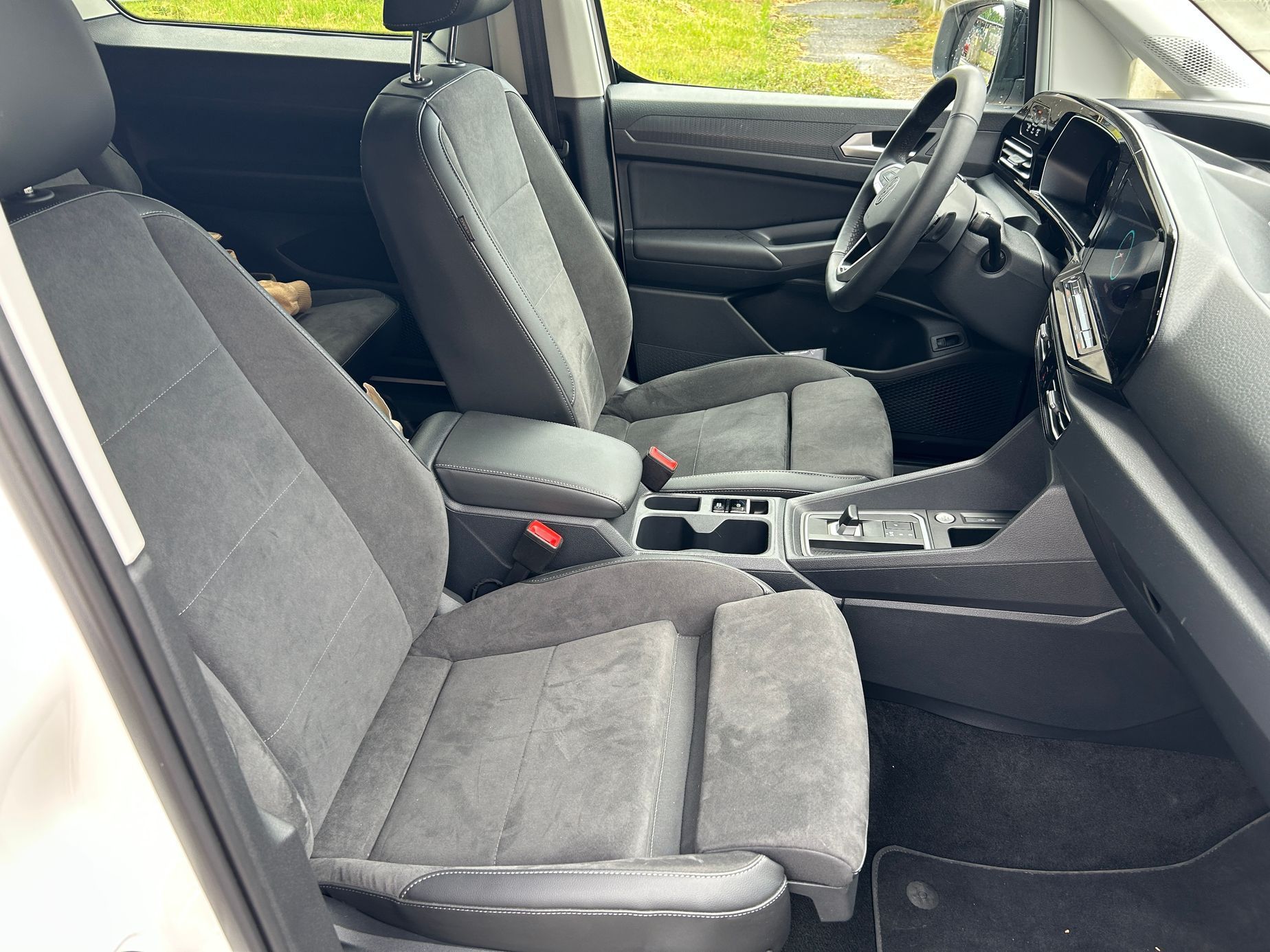 VW Caddy plug-in hybrid