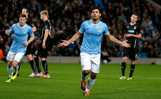 Manchester City - Plzeň (Agüero slaví gól)