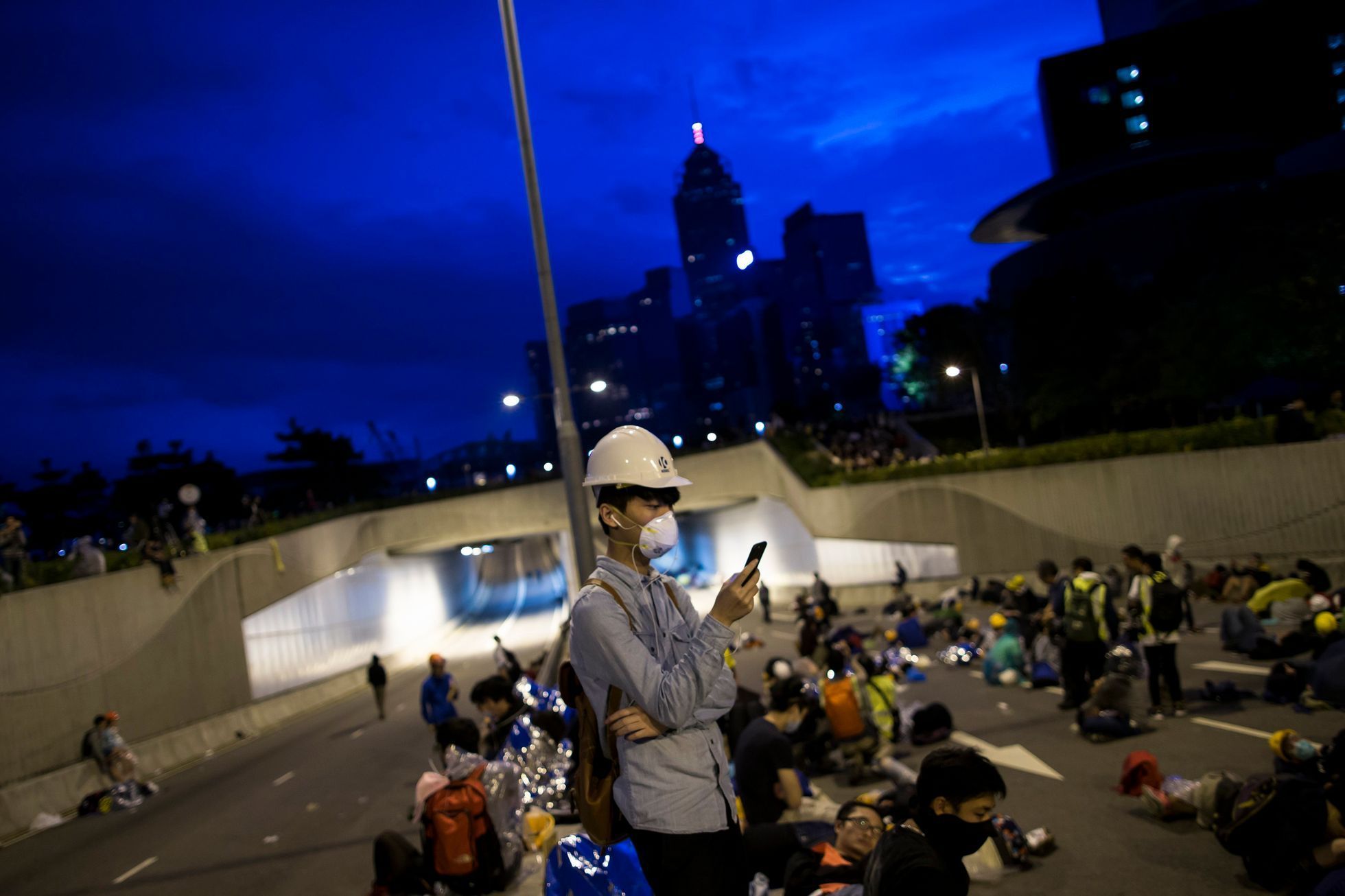 Střety demonstrantů s policisty v Hongkongu - 1. prosince