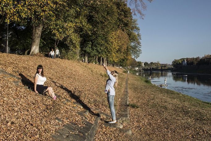 Průřez tvorbou fotografa Economie Milana Bureše za rok 2018.