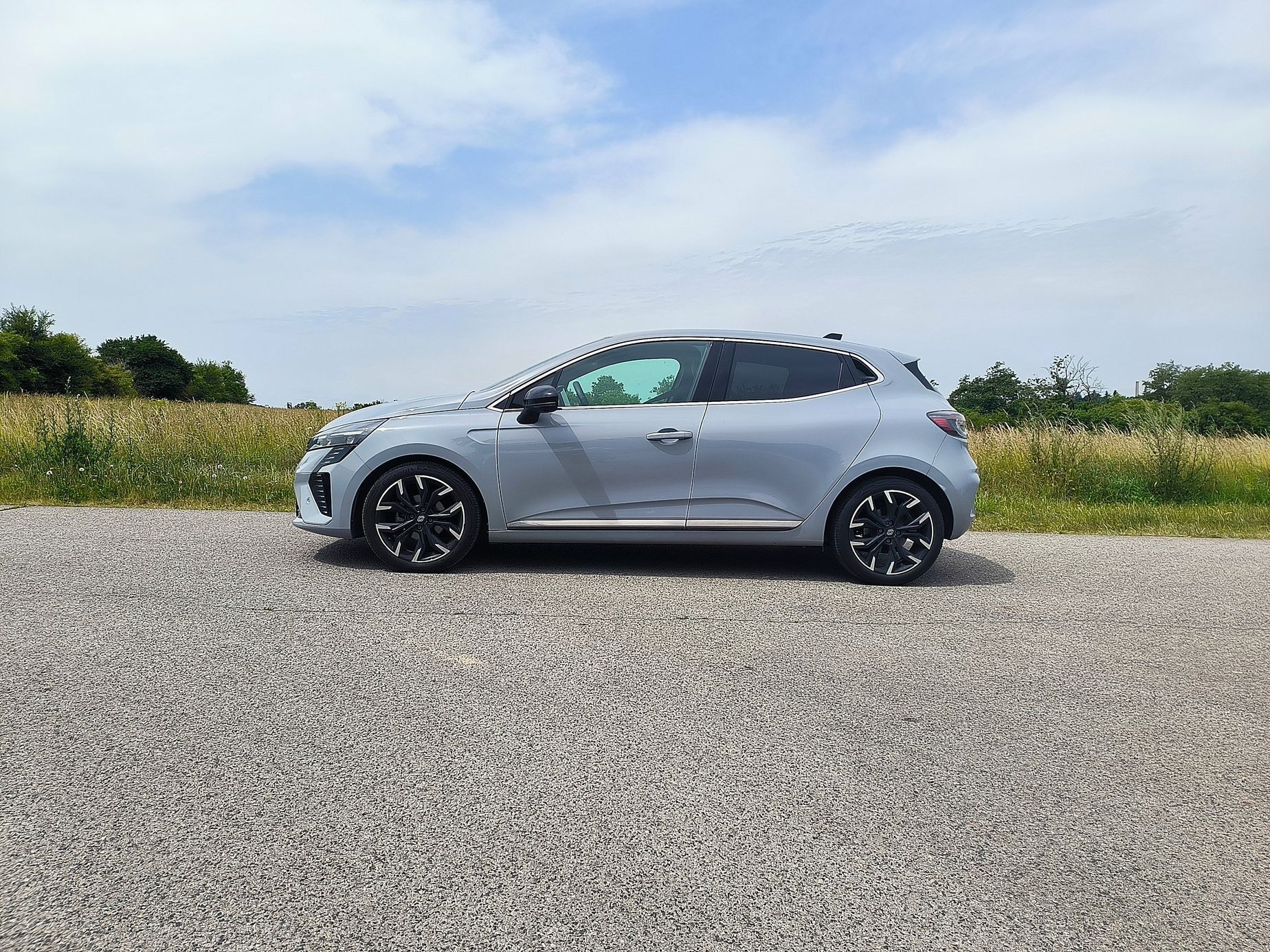 Renault Clio a Mitsubishi Colt