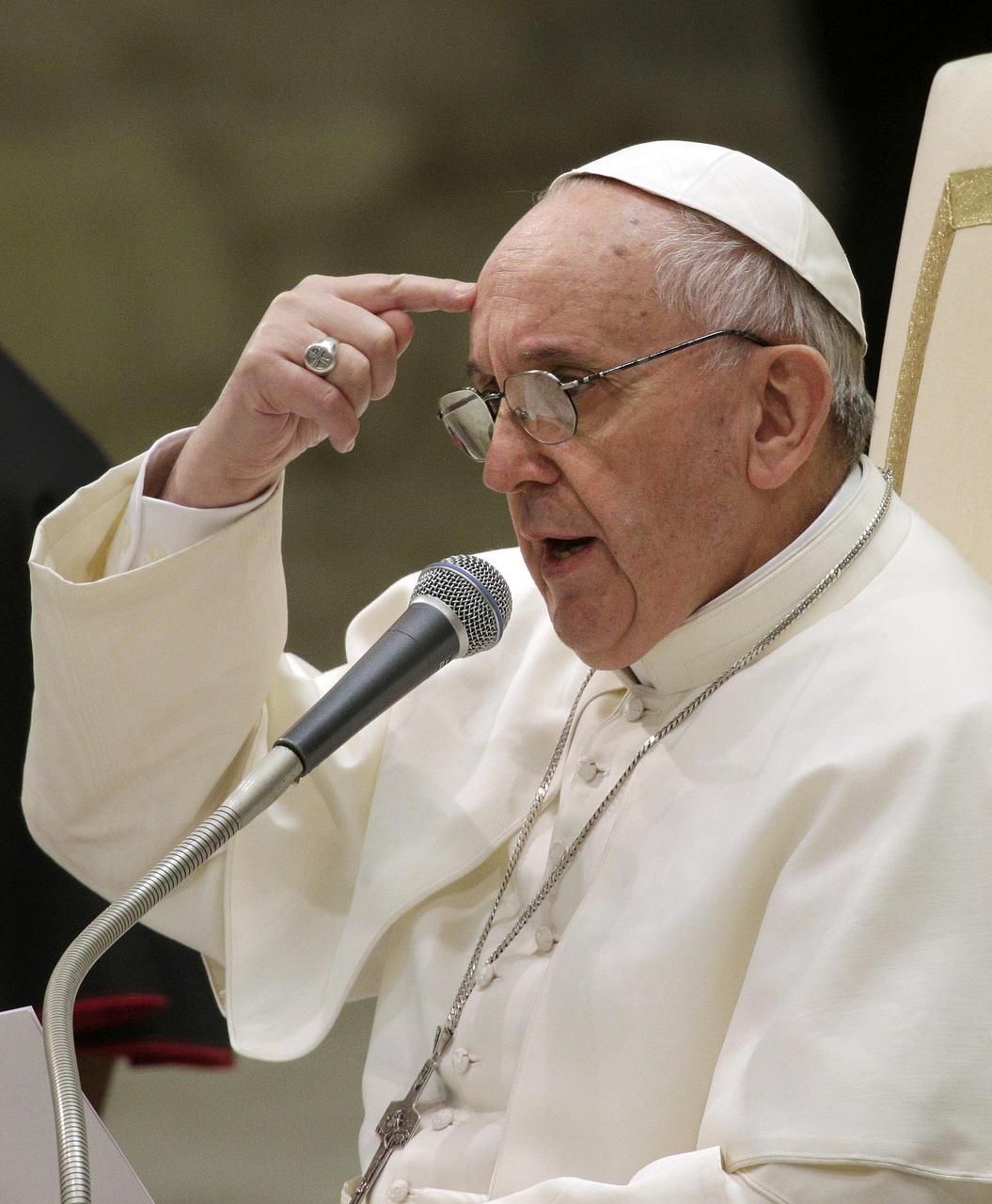 Papež si vzpomněl na chudé
