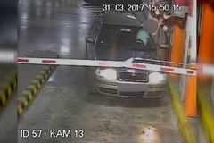 Řešil složitou životní situaci, tak unesl plyšového zajíce. Nechtěl jsem mu ublížit, řekl policii