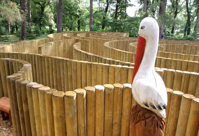 Bludiště a labyrinty v zámeckém parku v Loučni