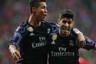 Real díky Ronaldovi skolil Bayern, Leicester s Atléticem prohrál
