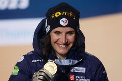 Biatlonová hvězda pyká za okradení kolegyně. Přijde o úvod Světového poháru