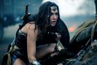 Glosa: Wonder Woman není feministická zrada. Kdyby nebyla dobrá, nestal by se z ní fenomén
