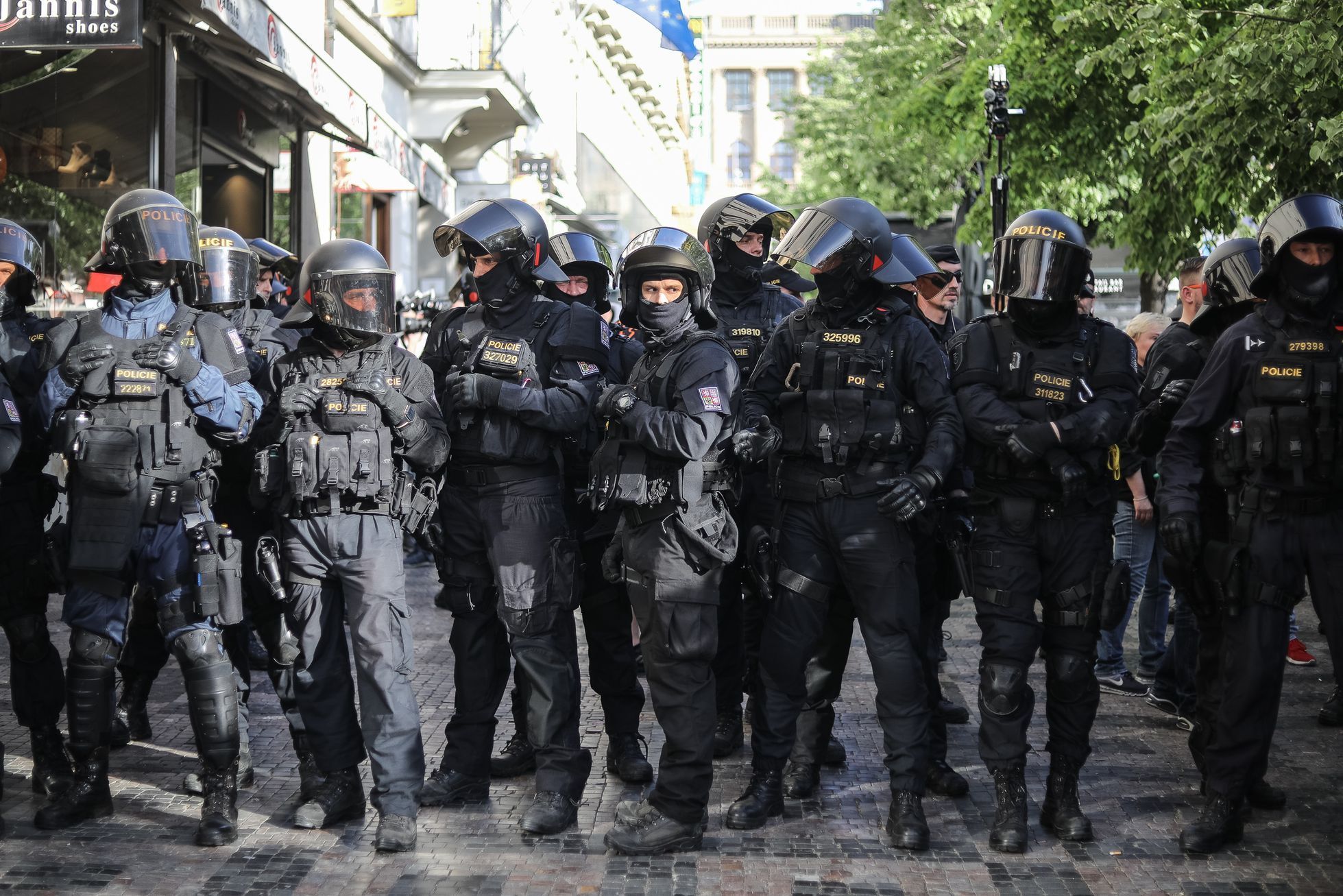 Demonstrace nacionalistů a SPD a jejich odpůrců, Václavské náměstí