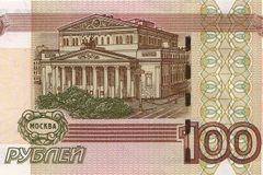Ruský rubl klesl na nové historické minimum k euru
