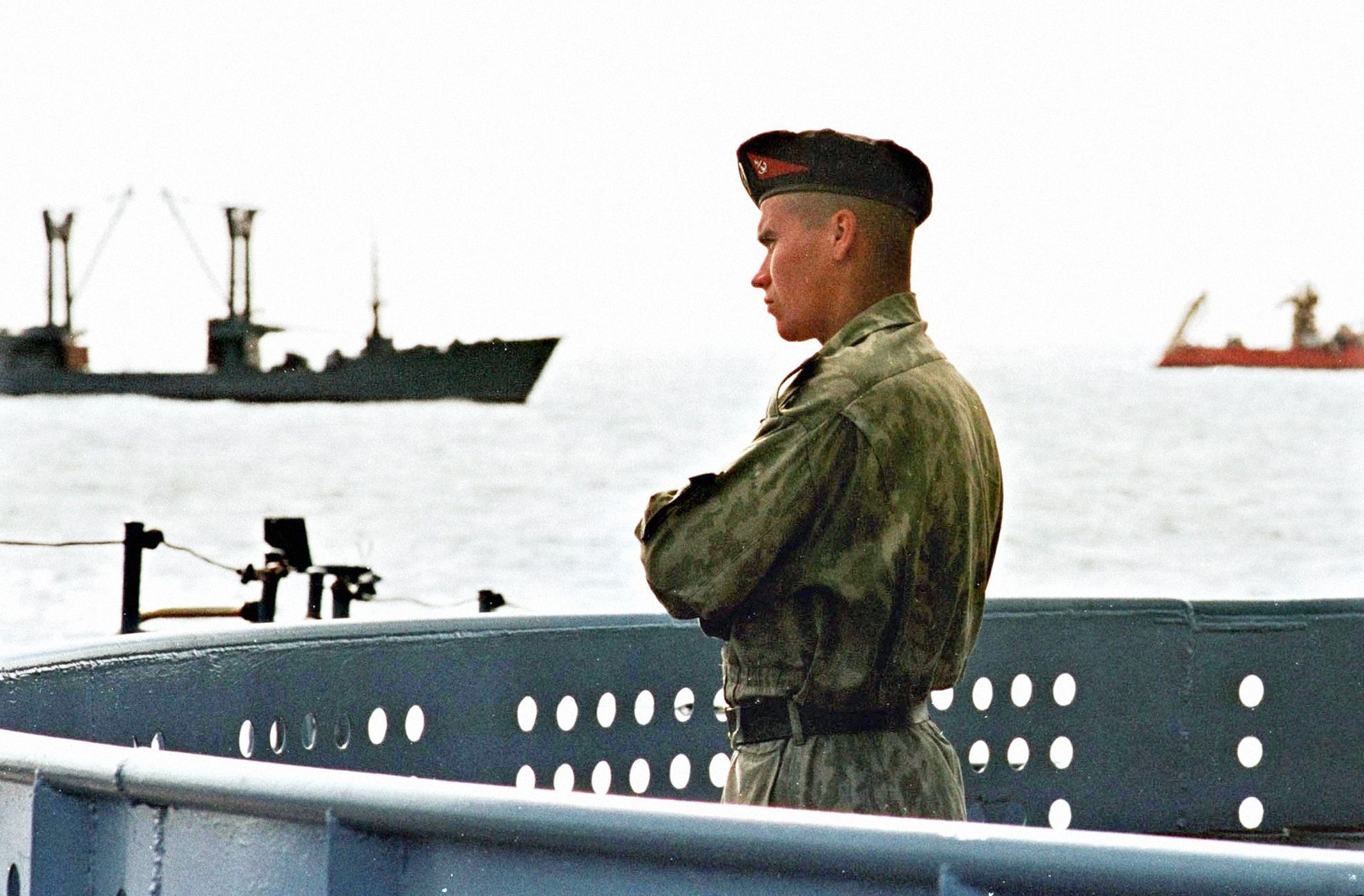 Jednorázové užití / Fotogalerie / Uplynulo 20 let od smrtící katastrofy jaderné ponorky Kursk / Reuters