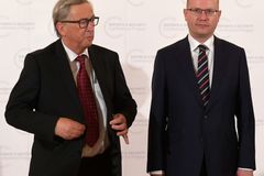 NATO nemůže dělat všechno samo. Juncker tlačí na společnou evropskou obranu, Česko ho podporuje
