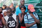 Při karnevalu na Haiti zasáhl proud alegorický vůz, 20 obětí