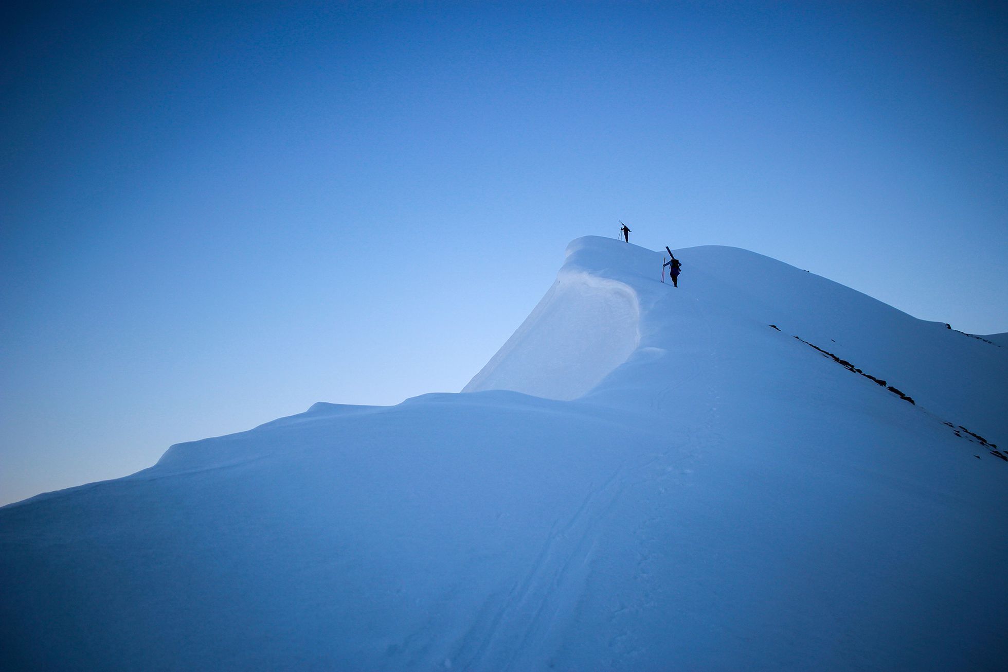 Krása minimalistické sportovní fotografie podle fotoeditorů Red Bullu