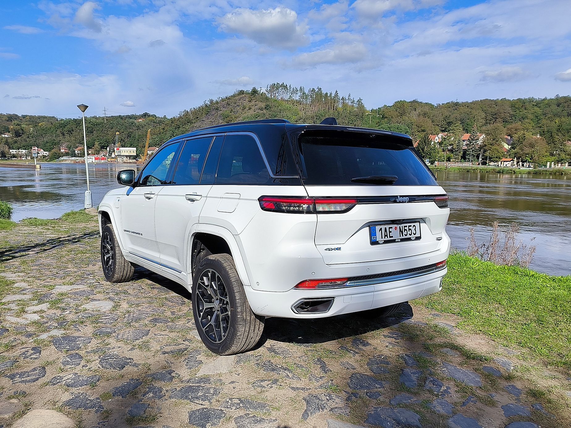 Jeep Grand Cherokee 2024