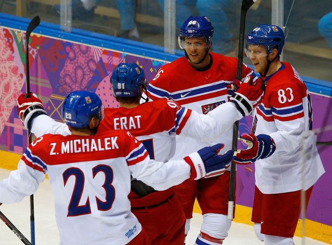 Česko - Lotyšsko: Martin Erat (91), Zbyněk Michálek (23), Aleš Hemský (83) a David Krejči