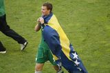 S bosenskou vlajkou mohl slavit i Edin Džeko, který v utkání vstřelil pojišťující pátou branku