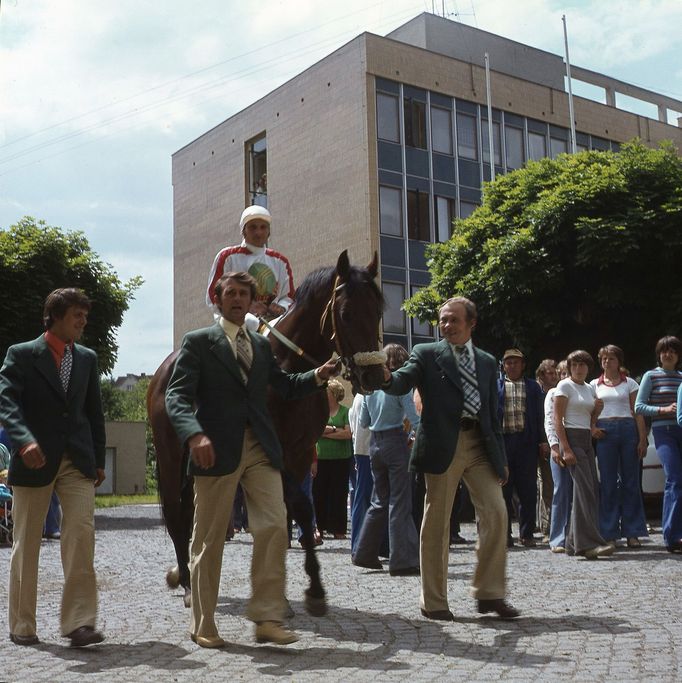 Foto Jan Regal: Agrokombinát Slušovice, 80. léta.