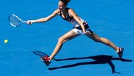 První dva dny Australian Open přinesly spoustu událostí. Jednou z nich je nečekaně velký rozdíl mezi tím, jak si vedly zástupkyně dvou velmocí, posledních vítězů Fed Cupu.