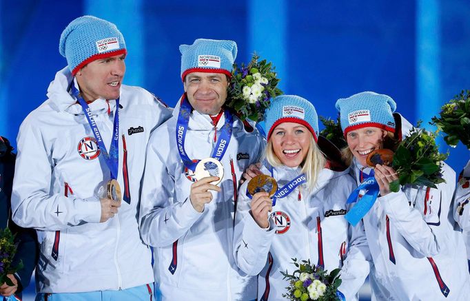 Soči 2014: Bergerová, Eckhoffová, Bjoerndalen, Svendsen, Norsko (biatlon, smíšená štafeta)