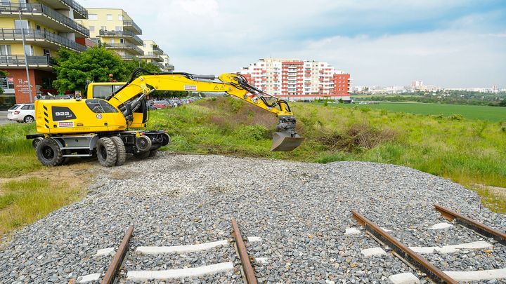Příprava 14 let, stavba necelý rok. Prodloužení tramvajové tratě z Barrandova začíná; Zdroj foto: DPP
