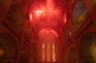 Součástí hlavního programu se nově stala také audiovizuální performance v kostele U Salvátora od čtveřice mladých umělců, kteří pomocí světel, kouře a varhanní hudby vytvořili jedinečný zážitek.