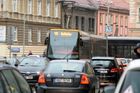 Praha - Auto lobby válcuje "emháďáky". Tranzit osobních aut centrem je zlo