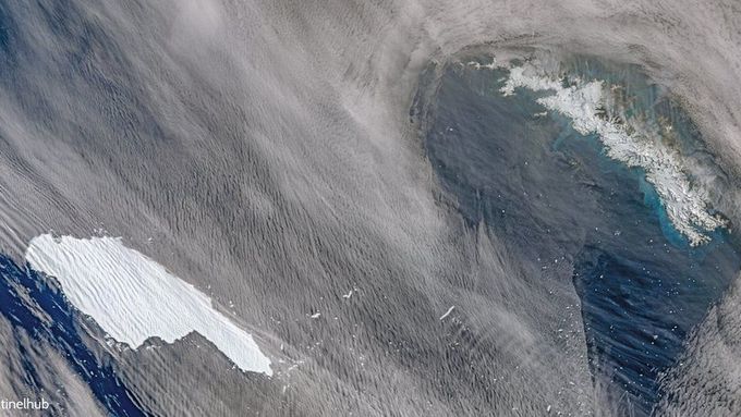Největší plující ledovec na světě se přibližuje k britskému zámořskému ostrovu.