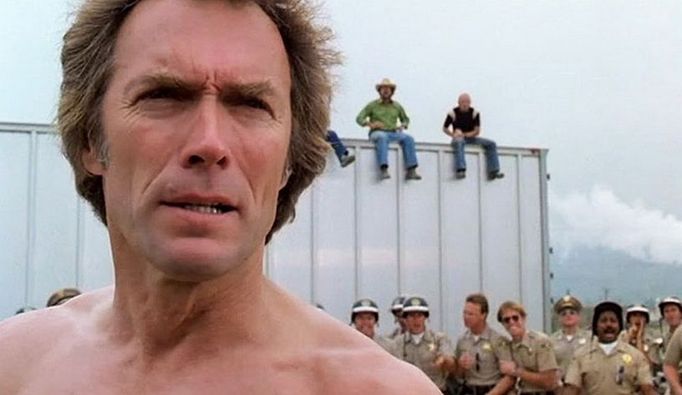 Clint Eastwood ve filmu Vždycky zvítězit, 1980.