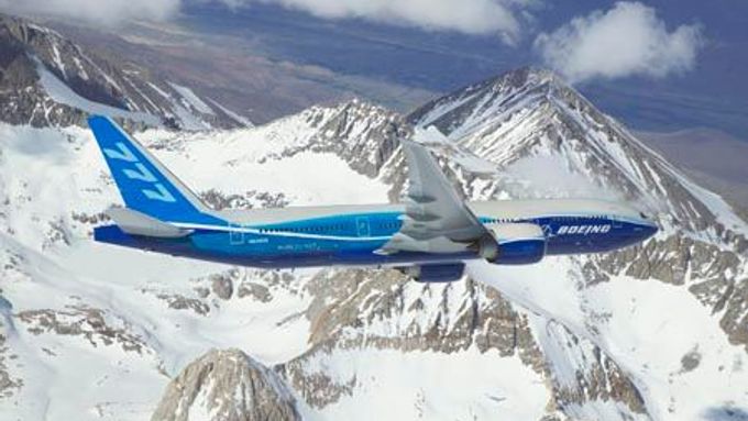 Boeing 777-200LR dokázal překonat rekord v non-stop letu. Uletěl 20300 km