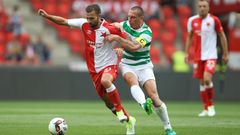 Slavia-Celtic Glasgow: Josef Hušbauer - Scott Brown