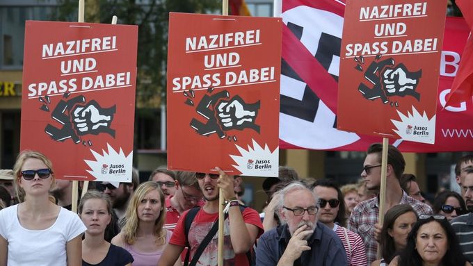 Demonstrace proti neonacistům, ilustrační foto.