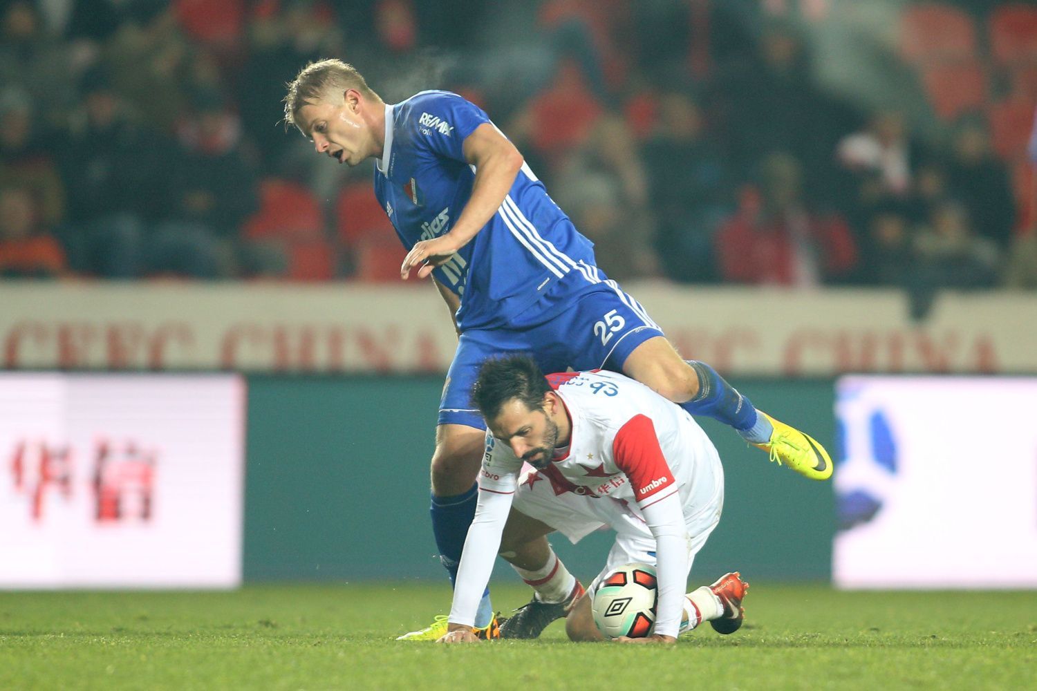 HET liga, Slavia-Baník: Danny - Tomáš Mičola