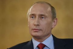 Putin: Válka v Gruzii vznikla kvůli McCainovi