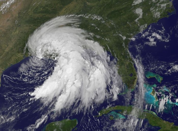 Tropická bouře Lee nad USA