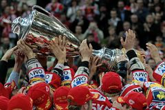Slavia je hokejovým králem. Zvládla finálové drama