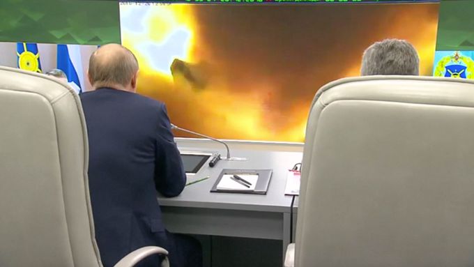 Vystřelili jsme raketu Avangard, dosahuje hyperzvukové rychlosti, tvrdí Rusové.