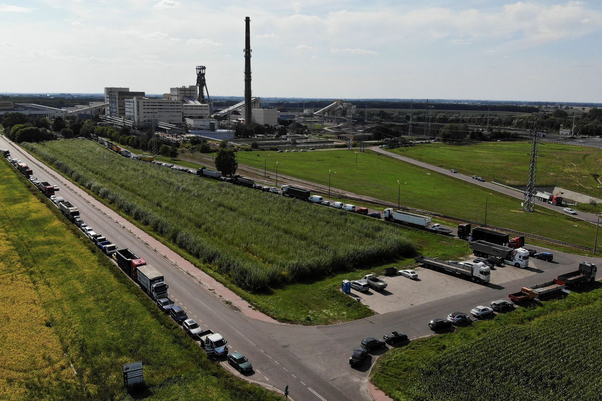 polsko uhlí energie bogdanka kolona fronta