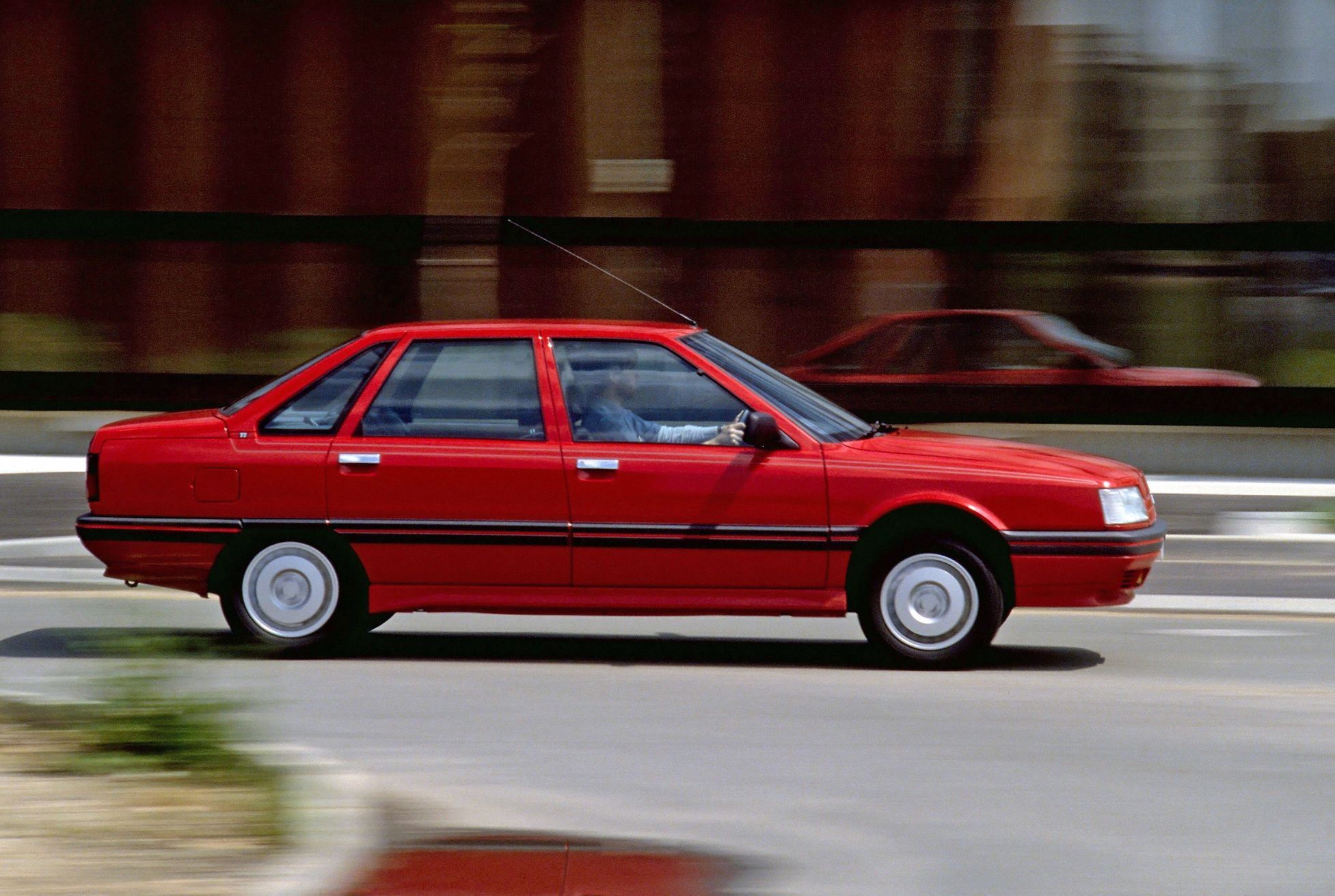 Renault 21