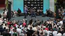 MMA - UFC 242 Open Workout - Khabib Nurmagomedov &amp; Dustin Poirier - Yas Mall, Abu Dhabi, United Arab Emirates - September 4, 2019  Dustin Poirier during the workout