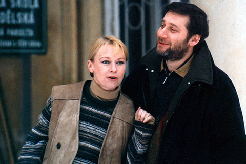 Fila: Falešný a laciný fenomén Život na zámku. Proč ho diváci stále zbožňují?