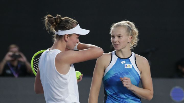 Krejčíková se Siniakovou jsou ve finále US Open gem od ztráty prvního setu; Zdroj foto: Reuters