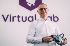 Virtuální JIP. Český start‑up učí zdravotníky ovládat přístroje intenzivní péče