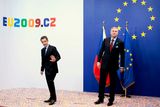 Mirek Topolánek a Nicolas Sarkozy, který české předsednictví v lásce příliš nemá.