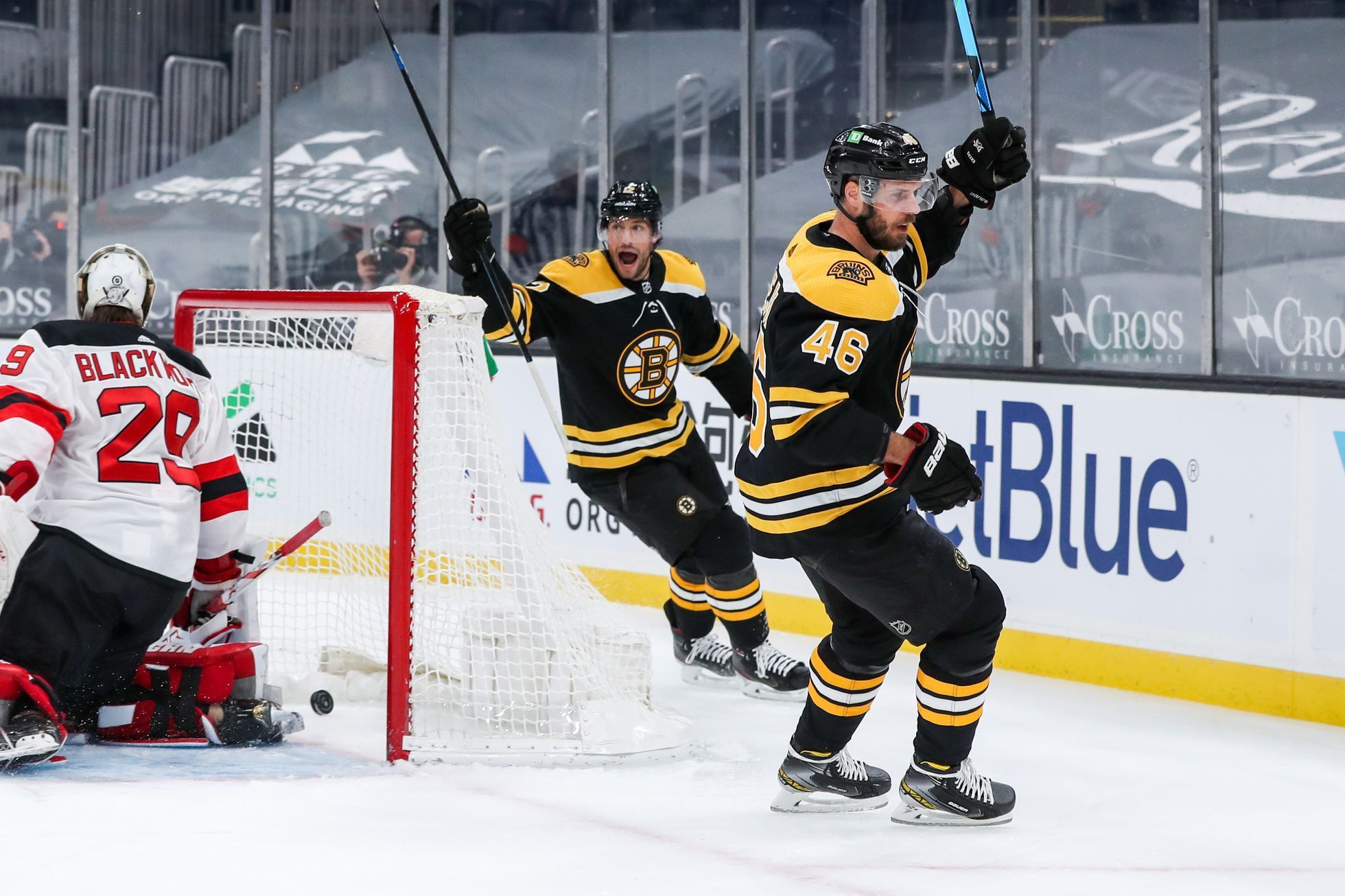 hokej, NHL 2021, New Jersey Devils at Boston Bruins, David Krejčí, radost
